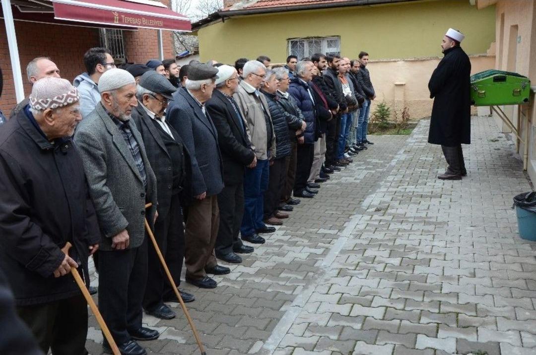 &Ccedil;orum&rsquo;daki Kazada Hayatını Kaybeden Şof&ouml;r Ahmet Civlez Son Yolculuğuna Uğurlandı