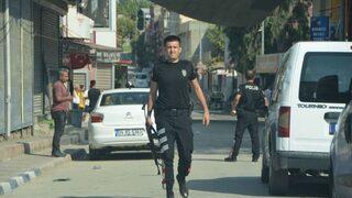 Çocukların Kavgasına Büyükler Katıldı Ortalık Karıştı