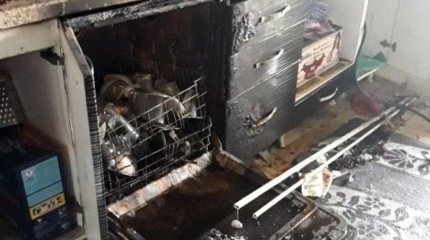 Edirne&rsquo;de Bir Eve Yıldırım D&uuml;şt&uuml;