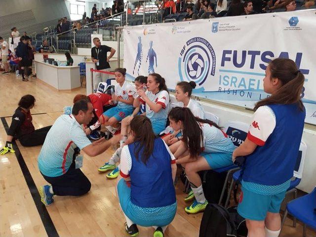 Fransa’yı Da Deviren Kız Futsal Milli Takımı, Dünya Şampiyonası’nda 2’de 2 Yaptı