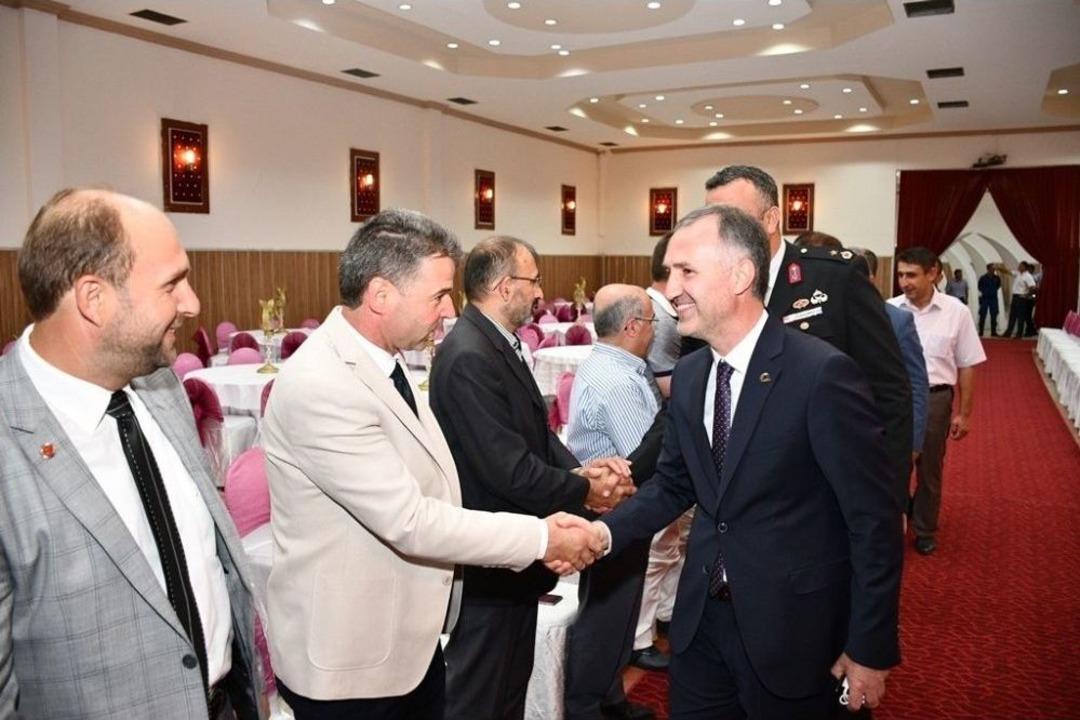 İneg&ouml;l Protokol&uuml; Bayramlaşma T&ouml;renin De Buluştu