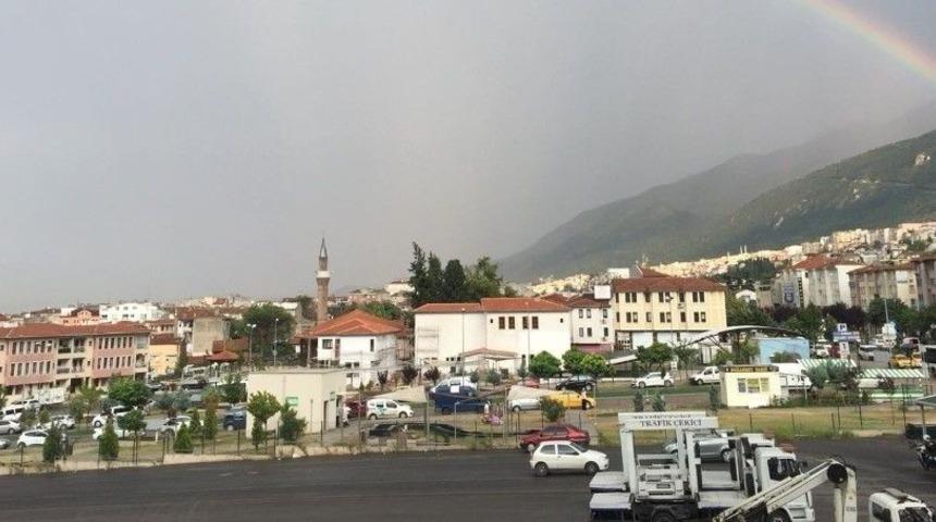 Bursa&rsquo;da G&ouml;kkuşağı Ş&ouml;leni