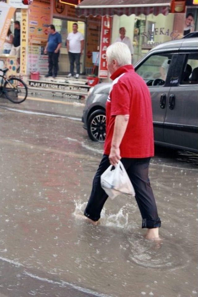 Yalova Sokakları 5 Dakikada Göle Döndü