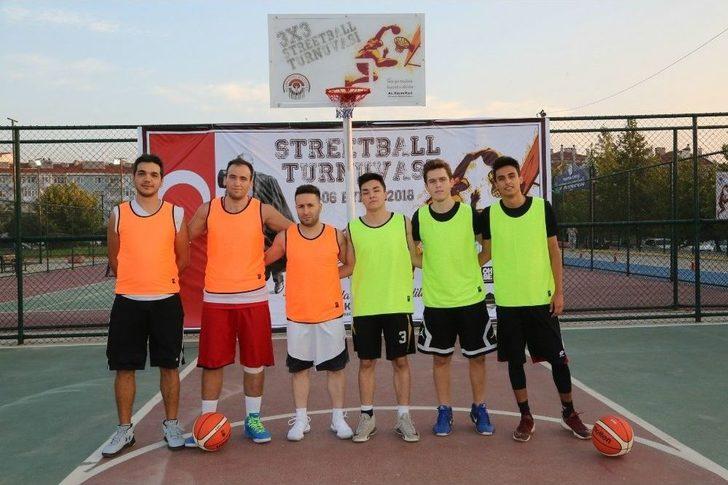 Odunpazarı’ndan Sokak Basketbolu Turnuvası G1