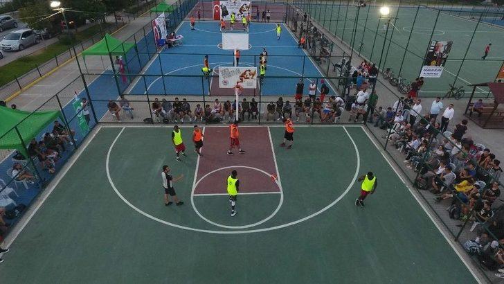 Odunpazarı’ndan Sokak Basketbolu Turnuvası G4