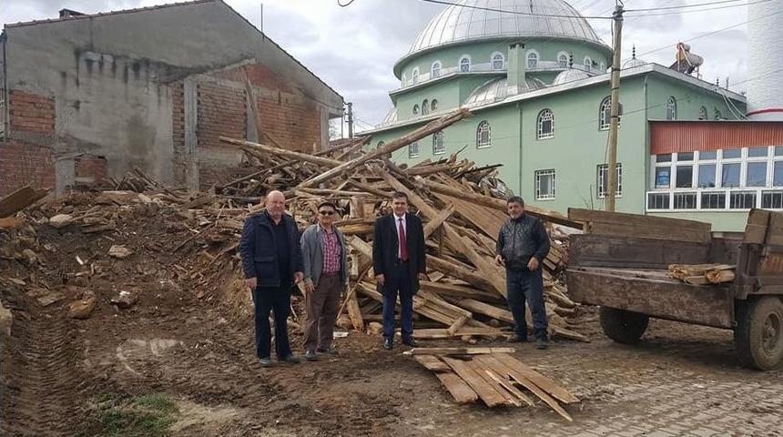 Metruk Binalar Yıkılmaya Devam Ediyor