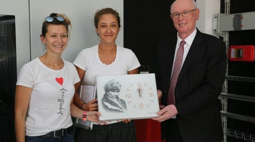 Emko’da Ruhsatlar Kazım Kurt’tan