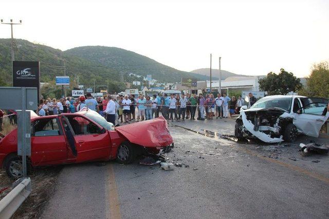 Bodrum’da İki Araç Kafa Kafaya Çarpıştı: 1 Ölü, 3 Yaralı