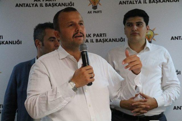 Ak Parti Antalya Teşkilatında Bayramlaşma T&ouml;reni 2