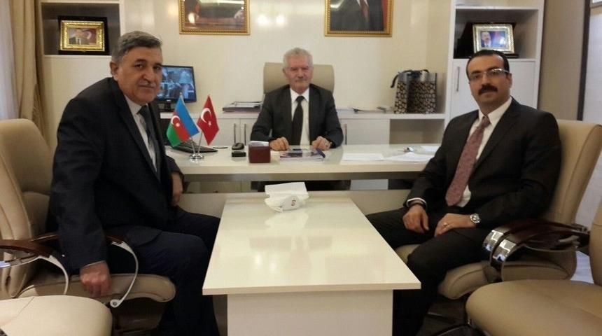 Rekt&ouml;r Taşaltın&rsquo;ın Azerbaycan&rsquo;da Eğitim Temasları