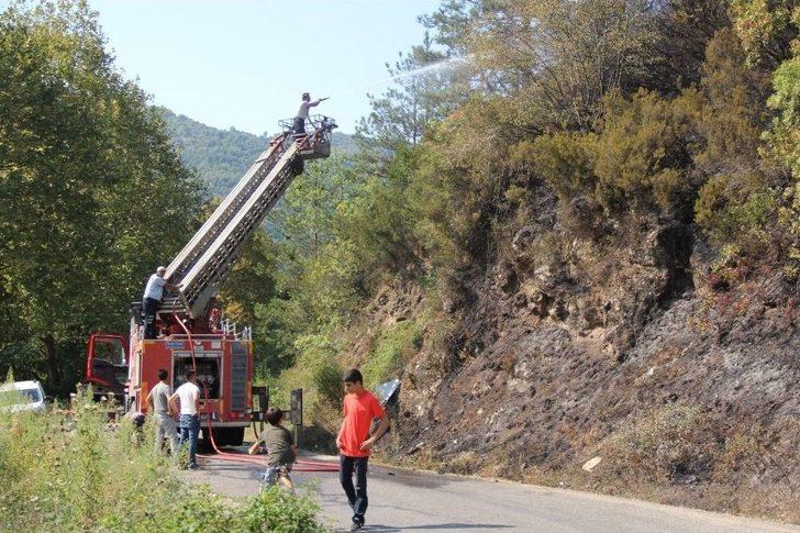 Kastamonu’da Çıkan Orman Yangını Helikopter İle Söndürüldü G3