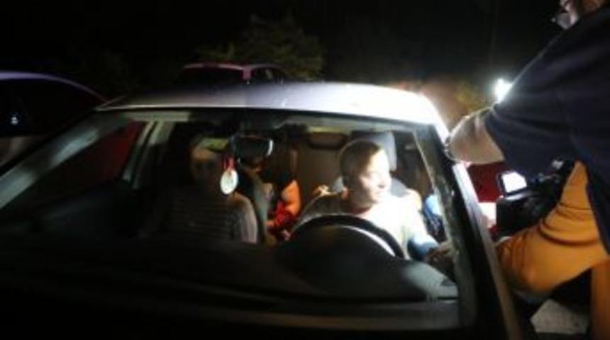 Ballıkayalar&rsquo;daki Selde Mahsur Kalan 4 Kişilik Aile Kurtarıldı