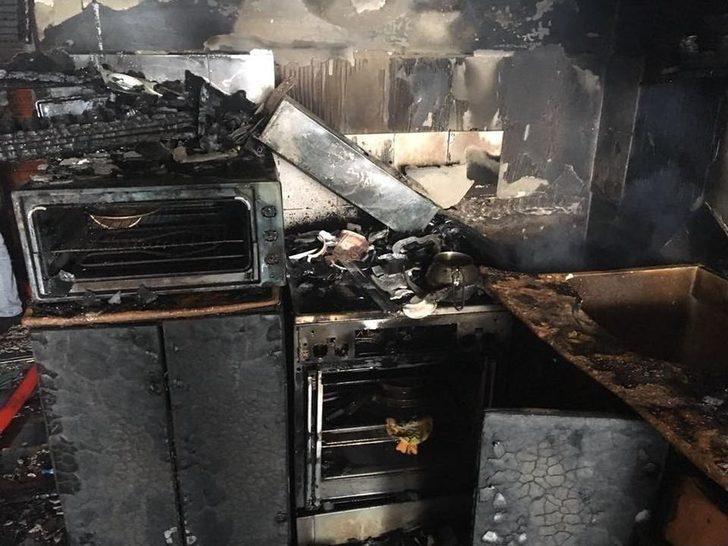 Giresun’un Tirebolu İlçesinde Yanan Eve İtfaiye Müdahale Etti G1