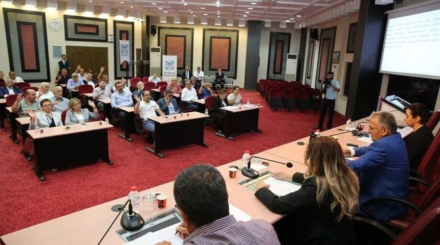 Büyükkılıç, "hizmeti Alan Hayırseverler Yatırımlara Katkı Sağlamak İstiyor"