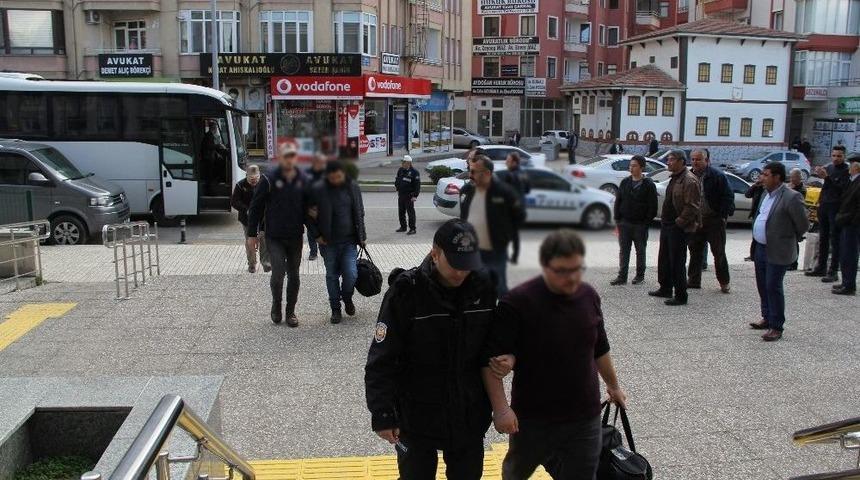 Fet&ouml;&rsquo;den G&ouml;zaltına Alınan 13 Zanlı Adliyeye Sevk Edildi