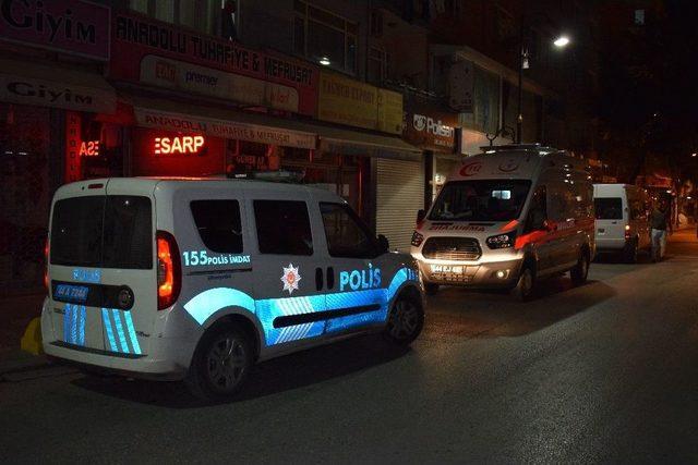 Beylik Silahı Ateş Alan Uzman &Ccedil;avuş Bacağından Yaralandı 1