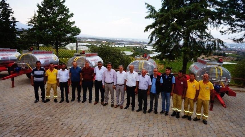 Sarıg&ouml;l&rsquo;de Orman Mahallelerine Yangın S&ouml;nd&uuml;rme Tankeri