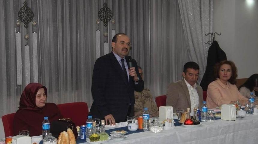 Vali Yardımcısı K&uuml;t&uuml;k&rsquo;e Uğurlama