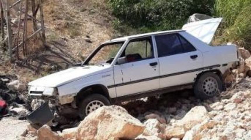 Şanlıurfa’da Otomobil Şarampole Yuvarlandı: 5 Yaralı