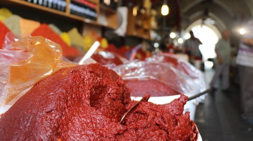 (&ouml;zel) Meşhur Kışlık Antep Sal&ccedil;ası Tezgahlardaki Yerini Aldı