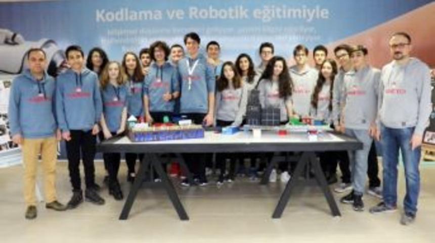 Lise &Ouml;ğrencilerinden Su Tasarrufu Yapan Robot Ve Uygulama
