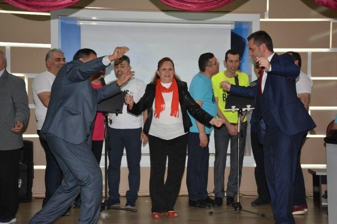 &ldquo;el Ele Yaş Alalım Projesi&rdquo;