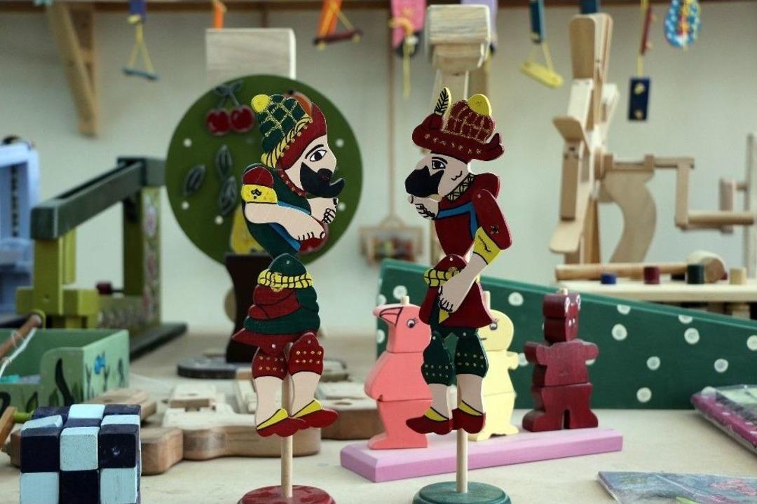 &Ccedil;ocukları İ&ccedil;in Organik Oyuncak &Uuml;retiyorlar