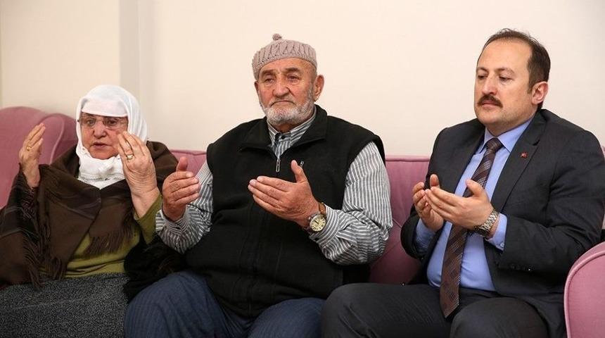 Vali Ali Hamza Pehlivan Şehit Ailelerini Ziyaret Etti