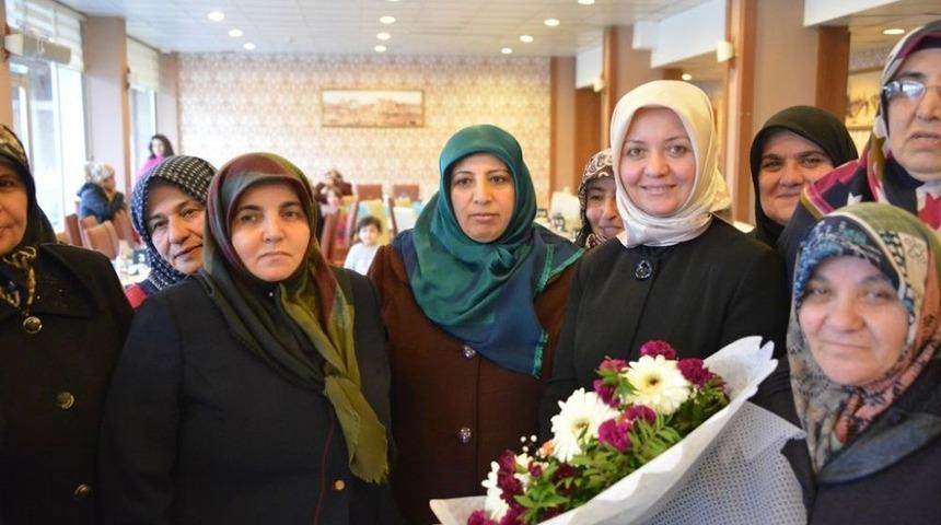 Okuma, Yazma &Ouml;ğrenen Kursiyerler Sıcak &Ccedil;ermik&rsquo;te Ağırlandı