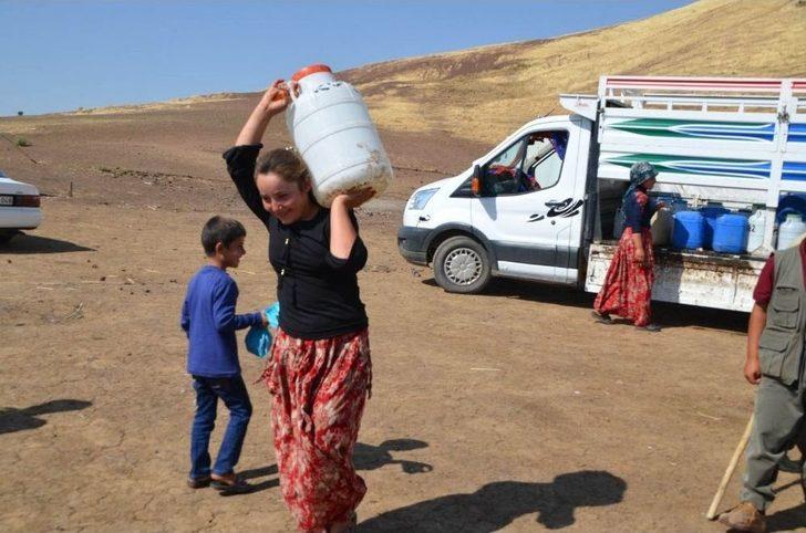 Gurbetteki Göçerler Yaylada Bayramlaştı G5