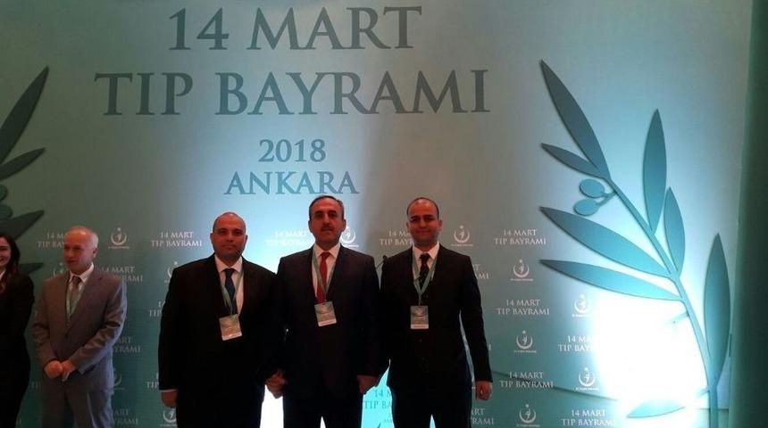 Mersin&rsquo;den 2 Hekime Yılın Hekimi &Ouml;d&uuml;l&uuml;