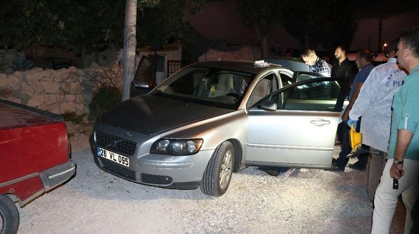 İhbara Giden Polis Ekipleri 17 Adet Ruhsatsız Tabanca Ele Ge&ccedil;irdi
