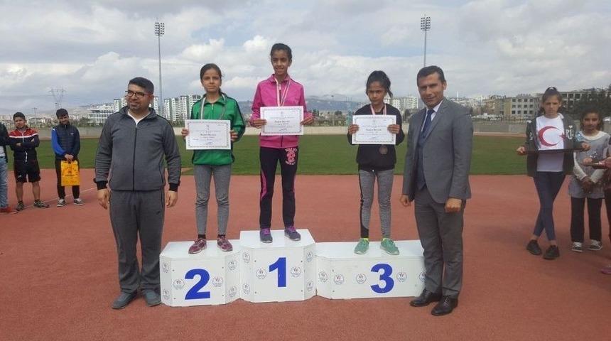 Adıyaman&rsquo;da Şehitler İ&ccedil;in Saygı Koşusu