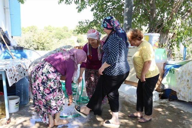 Koçarlı Pınarcık Mahallesi’nde Su Sevinci