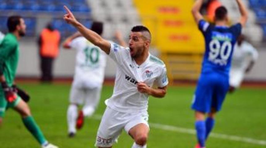 Aziz Behich İ&ccedil;in Hen&uuml;z Anlaşma Yok