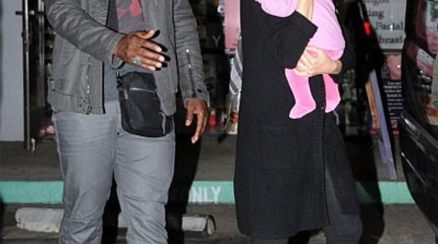 Hi&ccedil; Annesine Benzemiyor