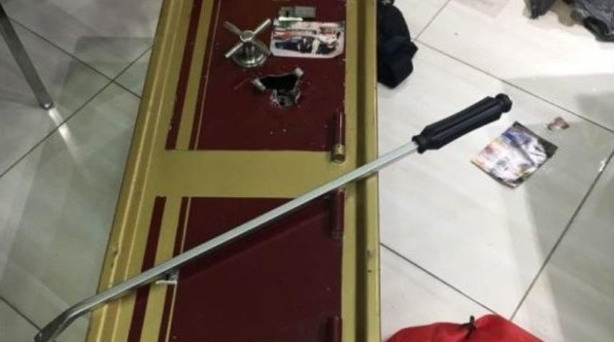 (&ouml;zel )fatih&rsquo;te Moldovyalı Kasa Hırsızları Su&ccedil;&uuml;st&uuml; Yakalandı