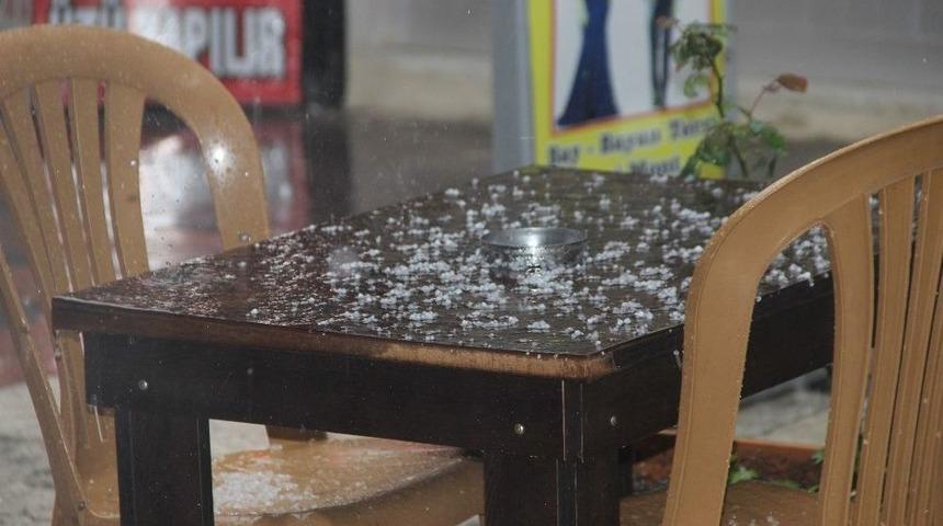 Manisa&rsquo;da Dolu Yağışı