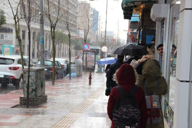 Manisa’da Dolu Yağışı 1