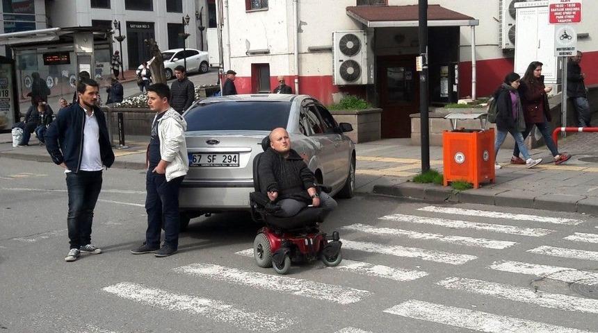 Engelli Vatandaşın Hatalı Park &Ccedil;ilesi