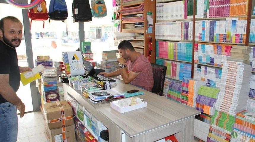 Malazgirt’te Okul Alışverişi Telaşı