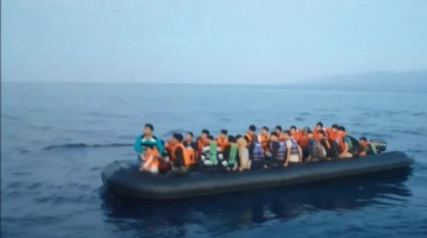 Sahil Güvenlik Ekipleri Afgan Mültecileri Böyle Kurtardı