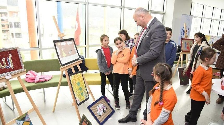 Tekkek&ouml;y Gen&ccedil;lik Merkezinde &ldquo;18 Mart Ve Afrin&rdquo; Sergisi