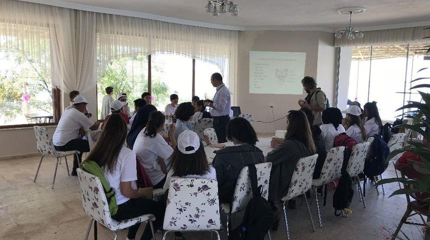 Doğa Ananın &Ccedil;ocukları Doğada Eğitim Aldı