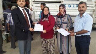 Pazarlar’da 8 Genç Çiftçi’ye 5’er Adet Büyükbaş Hayvan