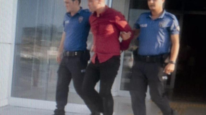 Kuşadası&rsquo;nda Cezaevi Firarisi Yakalandı