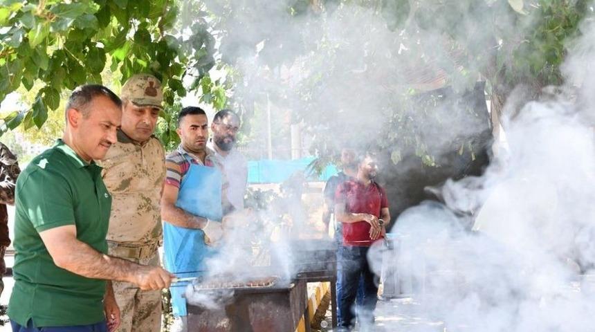Vali Sonel, P&ouml;h&rsquo;lere Mangal Yaptı