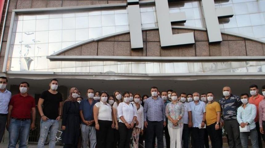 İzmir&rsquo;deki Ağır Kokuya Ak Parti&rsquo;den Maskeli Tepki