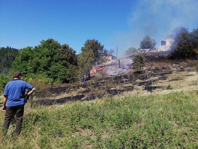 Kastamonu’da 1 Ev Kül Oldu