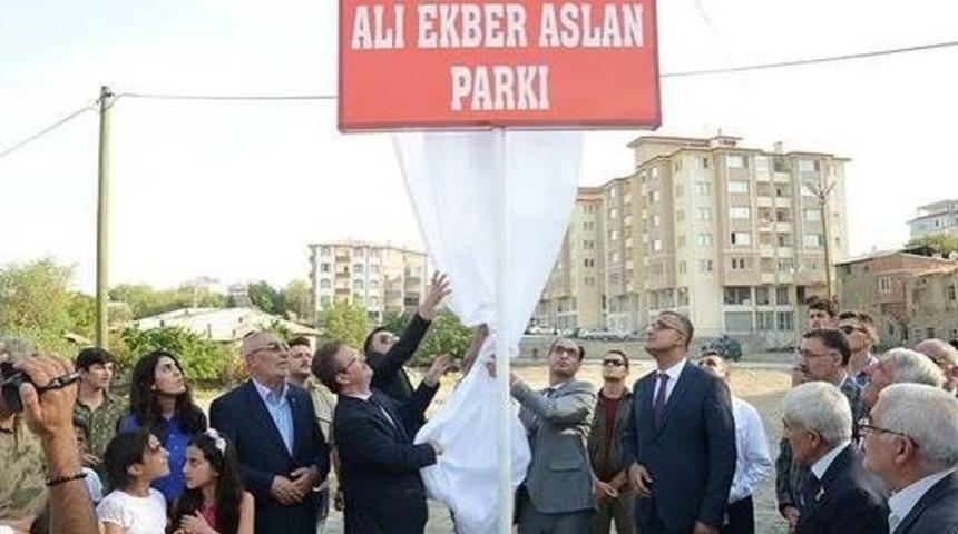 Tuzluca&rsquo;da Basketbol Ve Voleybol Sahasına Şehit Er Ali Ekber Aslan İsmi Verildi